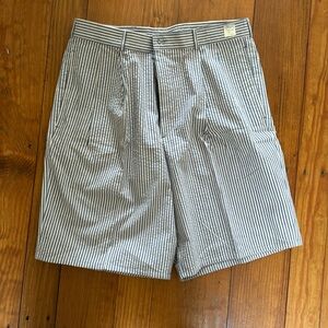 J. McLaughlin men’s seersucker shorts